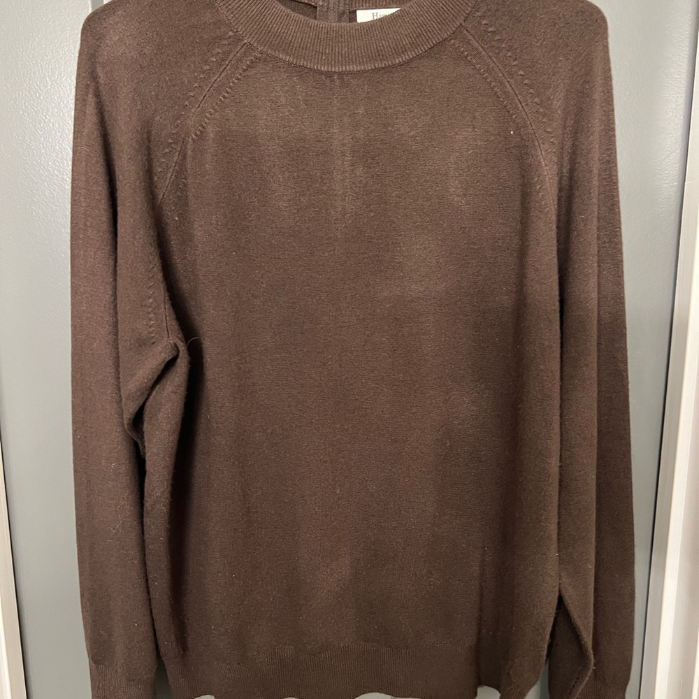 Hampshire Studio Elegant Brown Mock Turtleneck Sweater 1X. Back zip.